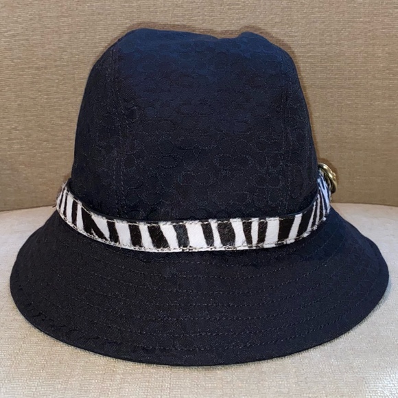 Coach Signature Animal Print Fedora - Picture 1 of 16